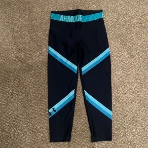 Girls under Armour leggings. Large